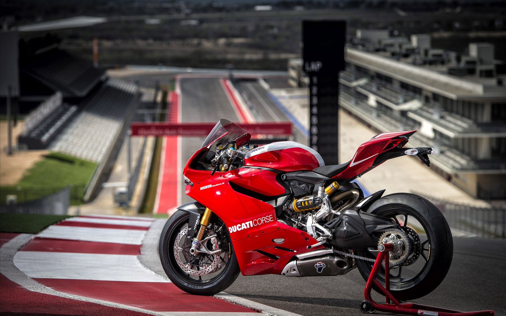 2014 Ducati Panigale R